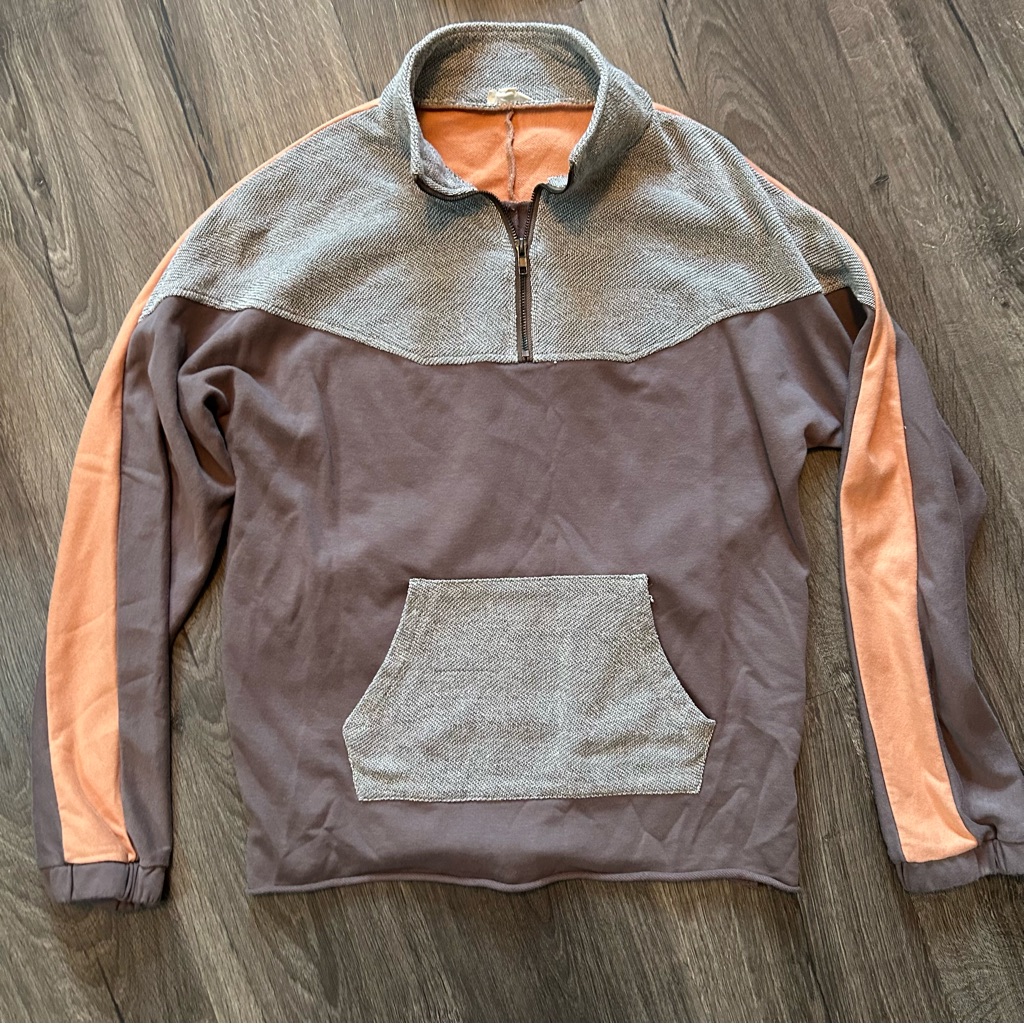 Modern Pullover
